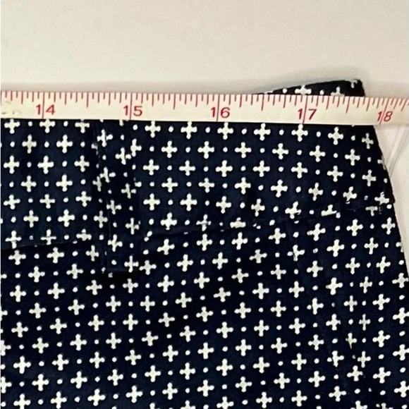 Izod Athletic Cotton Spandex Sporty Golf Print Pattern Shorts Navy+ Wht - Picture 4 of 5